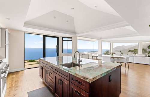 Carmel Casa | 3920 Red Tail Hawk - Openings for Car Week/August