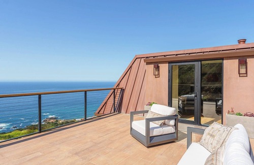Carmel Casa | 3921 Eyas - Openings for Car Week and August