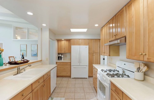 Del Monte Forest Casa | 3968 Redwood Refuge- Available Car Week and August