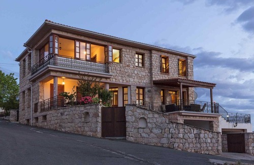 Peristerona Villa | 398 m² Villa ∙ 5 habitaciones ∙ 11 personas