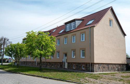 Schwedt/Oder Apartamento | 3B Neu renoviert 3 Zi Whg 5 Betten 43,36m