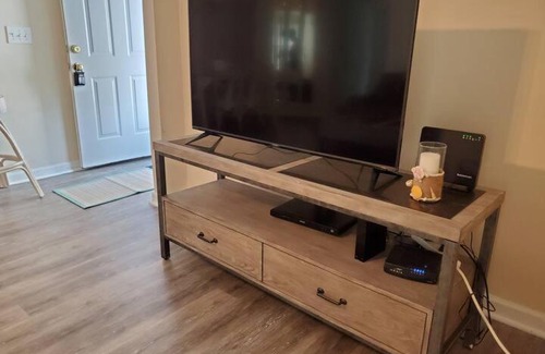 Garden City Apartamento | 3B2FB Blissful Surfside Life a peaceful quiet getaway 25 years old and Up ONLY