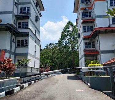 Hulu Selangor Apartamento | 3B2R Unit, Seruni Service Apartment at Serendah Golf Resort, Serendah, Nearby Serendah KTM Komuter Station, Genting, Rawang, UMW HVM Park, Bukit Beruntung Resort