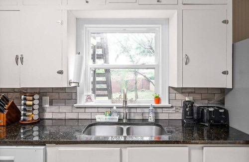 Springfield Casa | 3BD 102 Madison Ter S