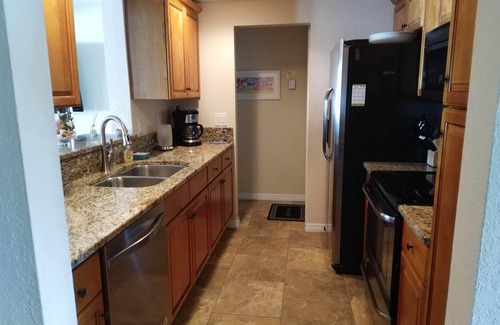 Laurel Casa | 3BD/2BA, 2 w King Beds, 4 Bikes, 1/2 mile to Beautiful Nokomis Beach