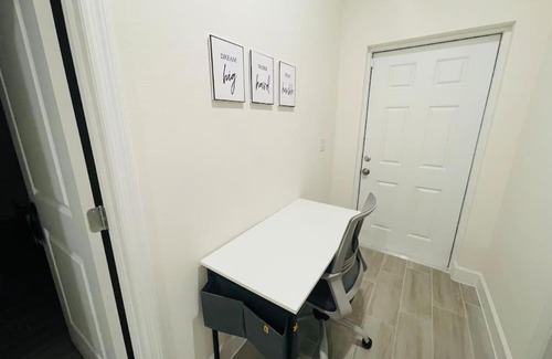 Southwest Orlando Villa | 3BD/3BTH Home Near Downtown Orlando