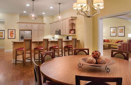Table Rock Complejo | 3BD Deluxe/Branson - w/Pools, BBQ, Game Room, Gym!
