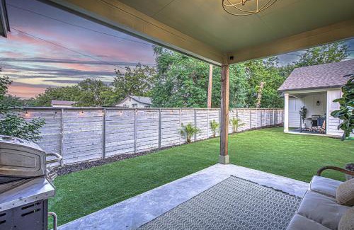 Cottonwood Shores Casa | 3BD Escape for 8 with Fire Pit & Patio Near Lake LBJ
