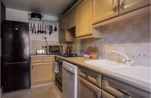 Wolverton Apartamento | 3bd Home near Red Bull Racing, Vw Centre, Zoho