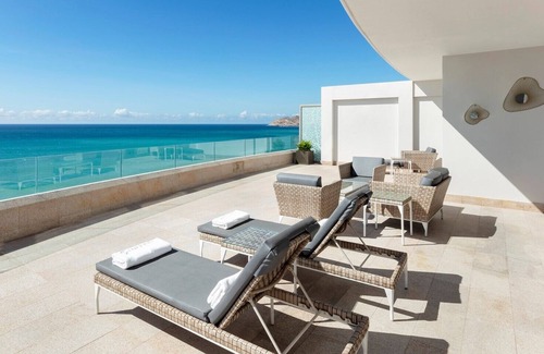 San José del Cabo Complejo | 3BD Oceanfront Penthouse Christmas 2026