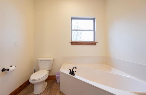 Indian Point Casa | 3BD Walk-In Near Silver Dollar City - Game Room - Pool - FREE TICKETS INCLUDED - RR-93B