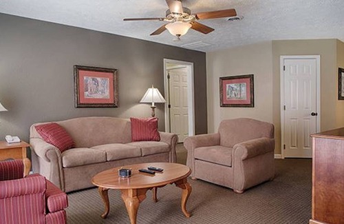 Williamsburg Complejo | 3BD/Williamsburg - Arcade, Mini-Golf & Theater