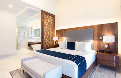 San José del Cabo Complejo | 3BDR Condo