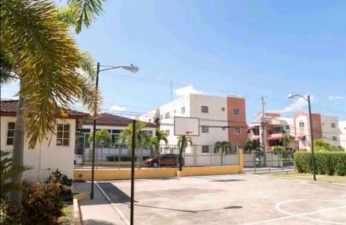 Gregorio Luperon Apartamento | 3Bdr (w/AC) 2 baths 3 Pools WiFi, Gym in Santiago
