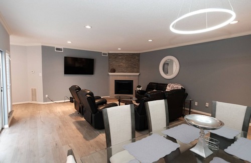 Braeswood Place Casa | 3Bdrm 2Bath 2Beds - NRG, Galleria