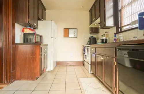 St. Joseph Condominio | 3bdrm 2bath Home in Quite Neighborhood , Work from Home Ready and Near Downtown