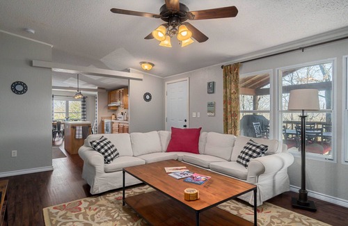 Kingston Casa | 3Bdrm Cozy Texoma Home w/Boatslip Internet NoPets