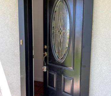 Mineola Casa | 3BDRM Home minutes to Port Credit & Waterfront trails in Mississauga