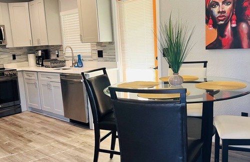 Eatonville Casa | 3Bdrm Home Near Downtown Orlando and Winter park