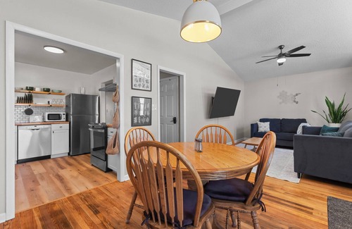 Jacksonville Casa | 3Bed 1.5 Bath 10 Min to Base
