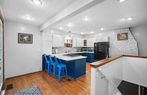 Spokane Casa | 3bed/2bath-Audubon Park w/garage& Wifi
