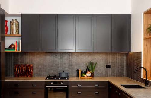 Ballarat Casa | 3BED| 3BATH| WOOD FIRE| AIR-CON | SLEEPS 8 | OFF STREET PARKING | PET FRIENDLY