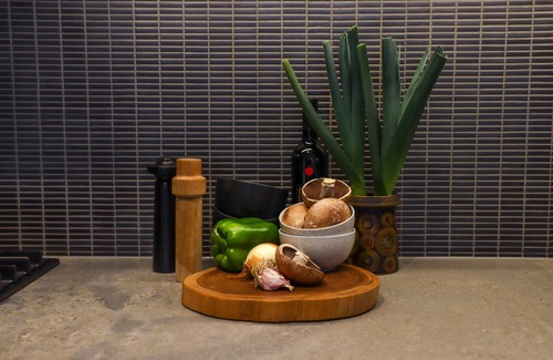 Ballarat Casa | 3BED| 3BATH| WOOD FIRE| AIR-CON | SLEEPS 8 | OFF STREET PARKING | PET FRIENDLY