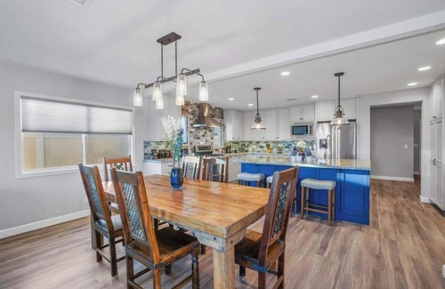 Mira Mesa Casa | 3bed 3bath Work Retreat Chef's Dream Family home