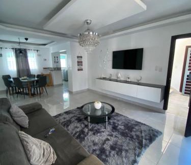 Mendoza Apartamento | 3bed Apartment con Terraza y Picsina privada