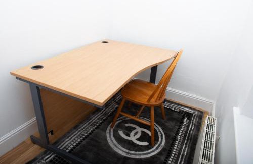 Low Moor Apartamento | 3bed Contractor, Wifi,2 Free parking space
