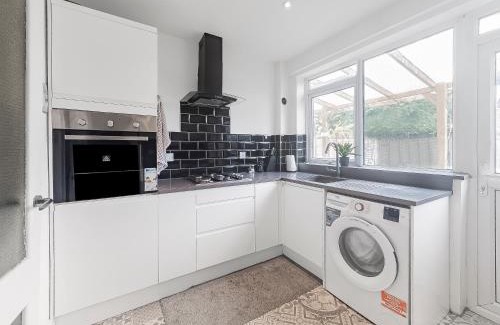 Abbey Wood Casa | 3bed House Abbey wood Sleeps 8 Elizabeth Line