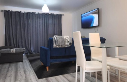 Maidstone Casa | 3bed Maidstone Stay - Wifi, Parking, London Access