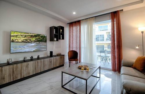 Mellieħa Heights Apartamento | 3bed Mellieha With Shared Heated Pool By Homely
