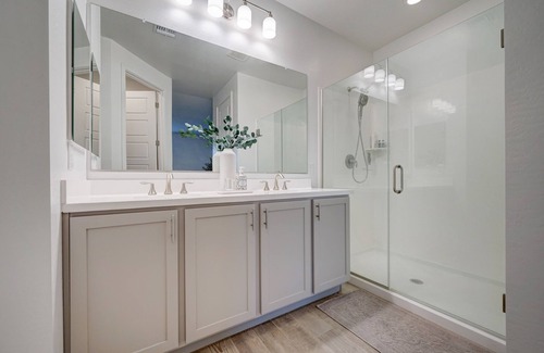 Peoria Casa | 3bed Renovated Contemporary Stay