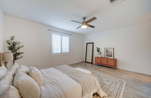 Peoria Casa | 3bed Renovated Contemporary Stay