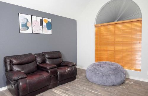 San Antonio Casa | 3Bed2bath at the Medical Center-UTSA, Sea world, airport