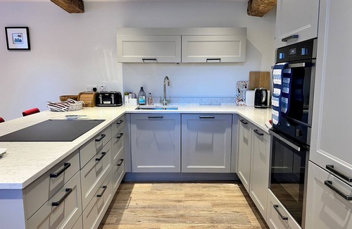 Staunton Cabaña | 3BedCottage/Patio/Garden/CarCharging