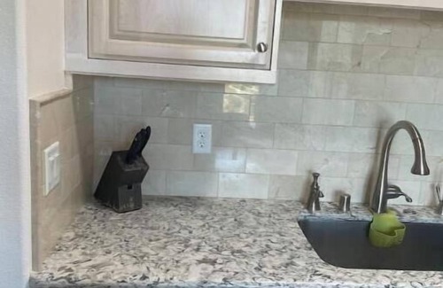 Temecula Casa | 3Bedroom 2bath in-law unit with kitchen and washer