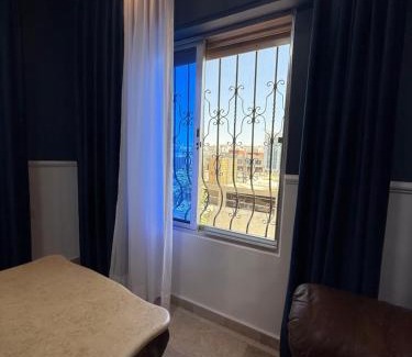 Amman Apartamento | 3bedroom aprt of 200sqm near movenpick hotel amman