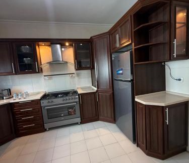 Amman Apartamento | 3bedroom aprt of 200sqm near movenpick hotel amman