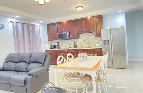 Liliha - Kapalama Apartamento | 3bedrooms&1bathroomconvenient Location, Near Freeway, Shopping center