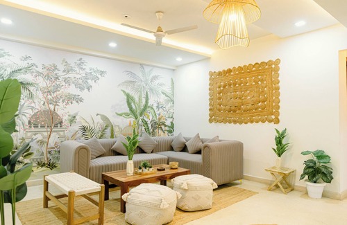 Chhatarpur Apartamento | 3BHK Paradise Chattarpur New Front