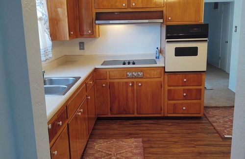 Northeast Heights Casa | 3BR, 1 & 3/4 BA, 1 Car Garage Newly Remodeled House in NEHT's