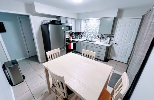Columbia Casa | 3BR/1.5BA Cozy, Affordable Retreat in Columbia, 10-min from Mizzou