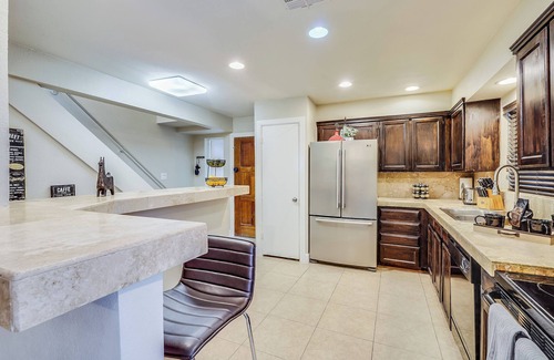 Scottsdale Highlands Casa | 3BR/2 Bath w/Pool & Hot Tub- Scottsdale Entertainment District