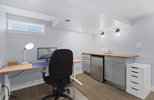 Loyal Heights Casa | 3BR 2BA Ballard Blue, Seattle