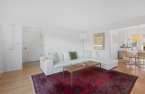 Loyal Heights Casa | 3BR 2BA Ballard Blue, Seattle