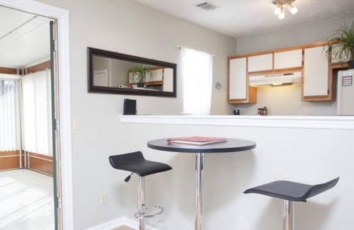 Whitemarsh Island Casa | 3BR/2BA+Bonus Room+Garage, 1,200 sqft Cul-de-Sac- between beach and downtown