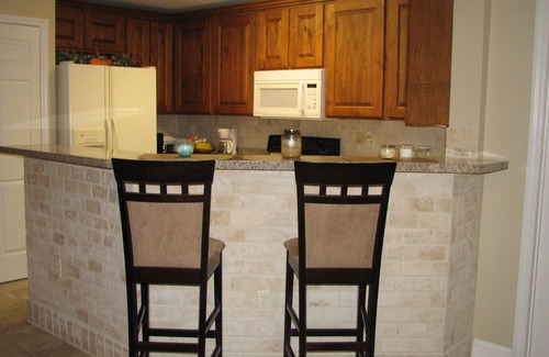 Welaka Condominio | 3BR / 2BA Condo en el St Johns River-Welaka Resort Living