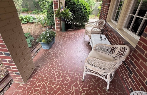 Martinsville Cabaña | 3BR/2BA Cottage Sleeps 8 Short Walk to Smith River – Martinsville